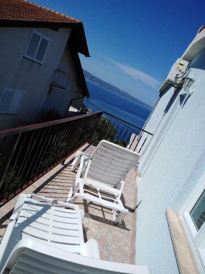 Apartman Rodić Omis Bagian luar foto